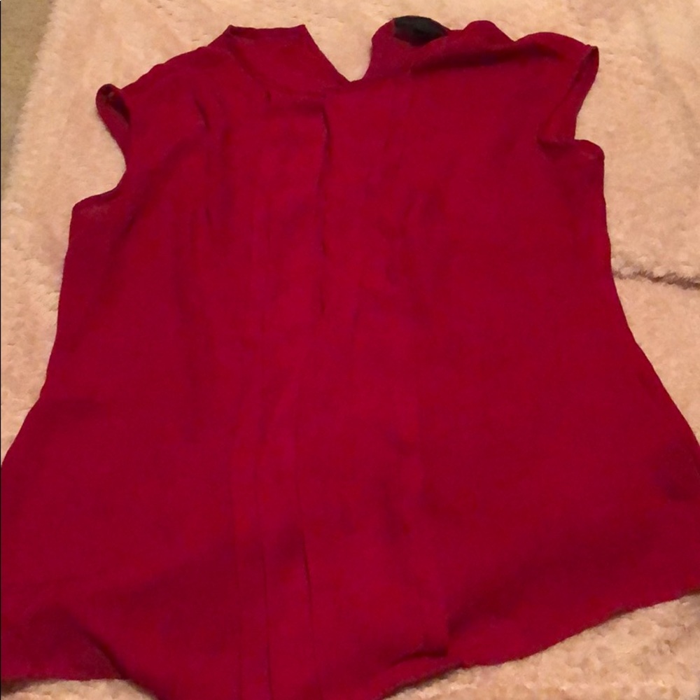 Red short sleeve blouse